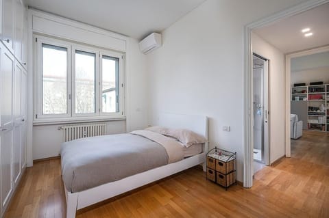 Luminous Milano Apartment in Milan