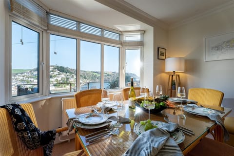 Riverside Breeze Apartment in Dartmouth