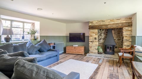 Brook & Brick Apartment in West Oxfordshire District