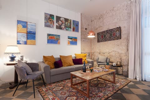 The Art Museum Apartment in Palermo