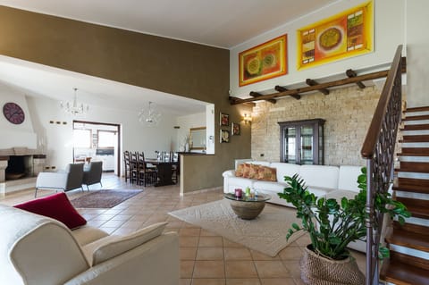 Peach Fizz Apartment in Sicily