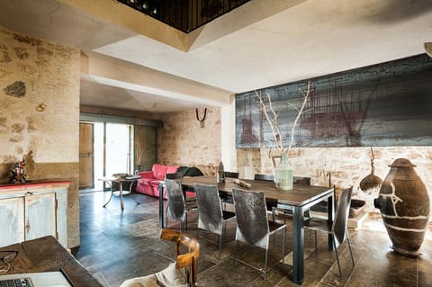 The Artist's Stone Studio Apartment in Sicily