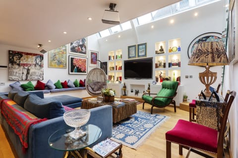 The Peacock Room Apartment in London