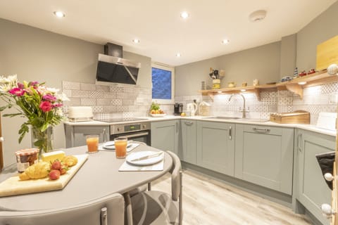 Fisherman's Getaway Apartment in Brixham