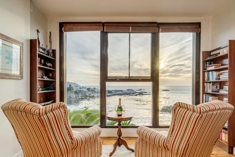 Sunseekers Haven Copropriété in Camps Bay