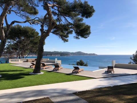 To Infinity And Toulon Villa in La Seyne-sur-Mer