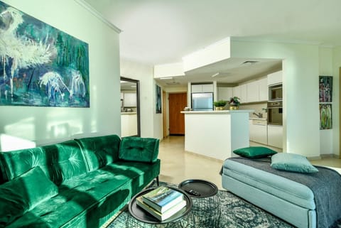 Halcyon Horizon Apartment in Tel Aviv-Yafo