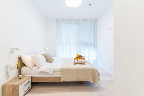 Modern Duality Apartment in Tel Aviv-Yafo