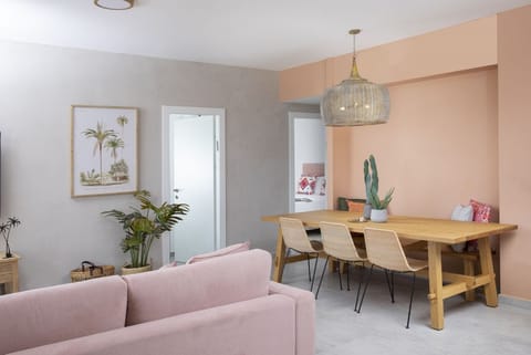 The Pastel Coast Apartment in North District
