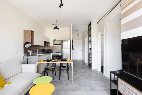 The Antique Street Apartment in Tel Aviv-Yafo