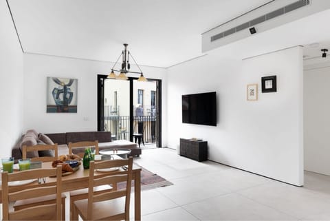 A New Chapter Apartment in Tel Aviv-Yafo