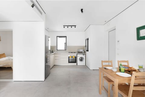 A New Chapter Apartment in Tel Aviv-Yafo