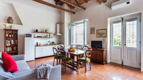 Casa Luce Apartment in Rome