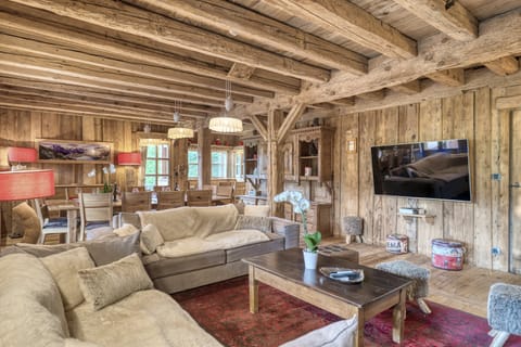 Little Wooden Hearts Apartment in Megève