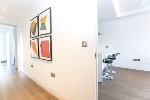 Abstract Artwork Apartment in London Borough of Islington