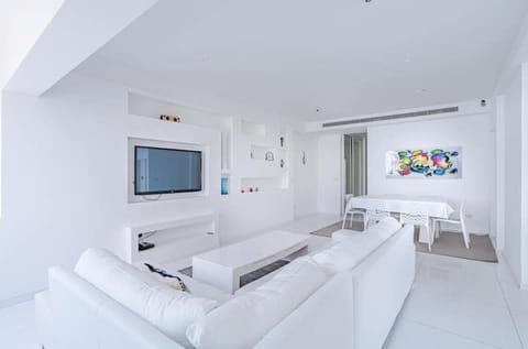 All White Now Wohnung in Tel Aviv-Yafo