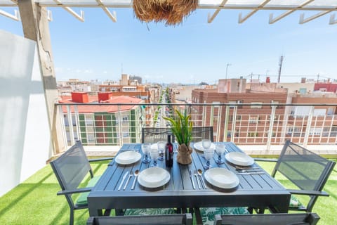 Up Above the Palms Apartment in Alicante