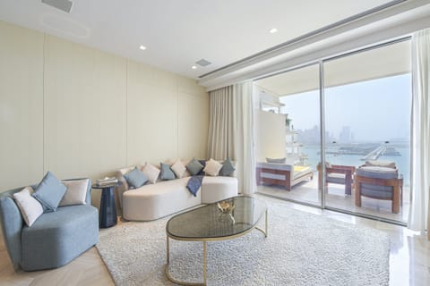 Light of Sophistication Apartment in Dubai