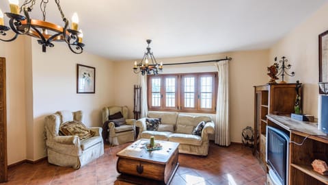 Buttercup Blue Apartment in Sierra de las Nieves