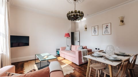 Redland Blush Apartment in Bristol