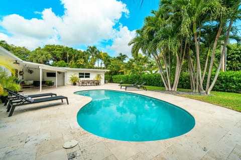 Mighty Sweet House in Riviera Beach