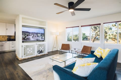 Go Wilder Apartment in Yucca Valley