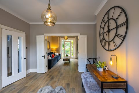 A Victorian Gem Apartment in Henley-on-Thames