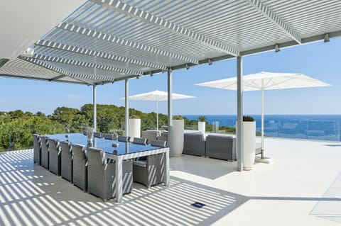 Pearly White Apartment in Ibiza