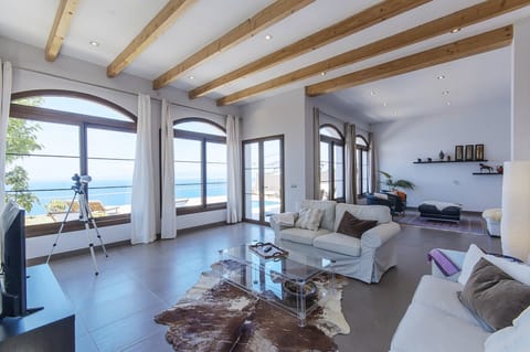 Sea Views At Sunset Apartment in Migjorn