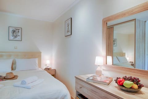 Grecian Venetian Apartment in Corfu