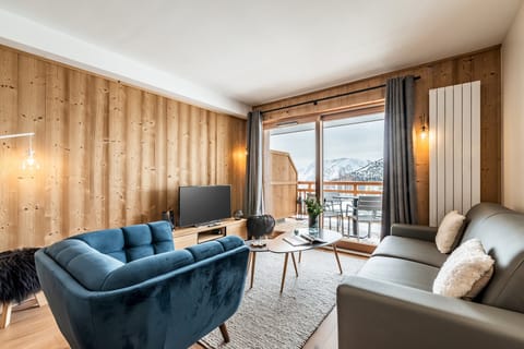 Walnut Retreat Apartment in Huez