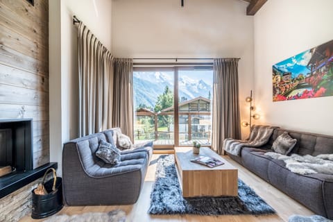 Chic Chalet Apartment in Chamonix