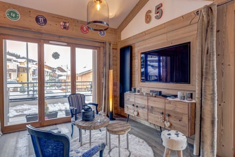 The Village Art Gallery Apartment in Notre-Dame-de-Bellecombe