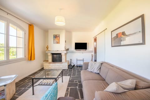 Ramblin' Rose  Apartment in Provence-Alpes-Côte d'Azur