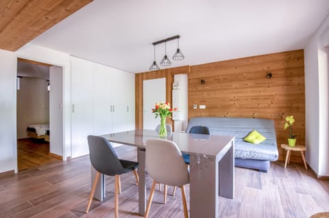 A Midsummer (or Mid-Winter) Night's Dream Apartment in La Bresse