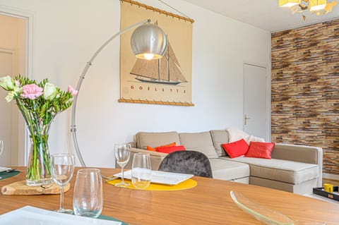 Lemon Madeleine Apartment in Vannes