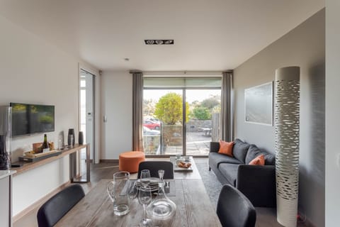 Sculpted Rocks Apartment in St-Malo