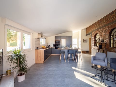 Follow the Red Brick Wall Apartment in Baden-Württemberg