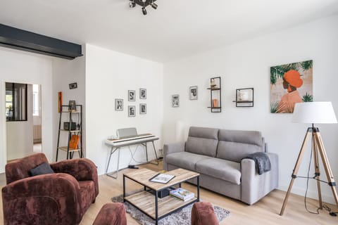 Creative Spark Apartment in Nantes