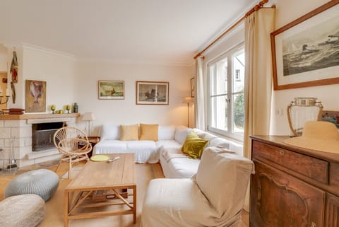 Sea Salt & Serenity Apartment in Finistere