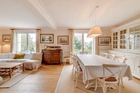 Sea Salt & Serenity Apartment in Finistere