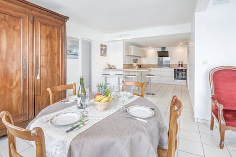 Harbour & Tide Apartment in Brittany