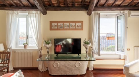 Vista Antica Apartment in Rome