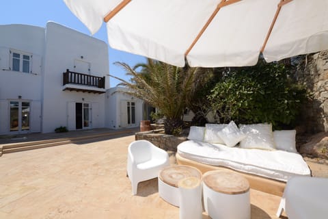 Jackie O Apartment in Mykonos, Mikonos 846 00, Greece