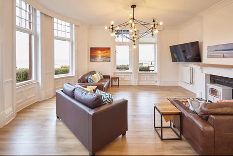 Prom Queen Apartment in Saltburn-by-the-Sea