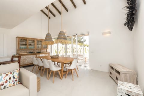 Rustic Gem Apartment in Setubal District