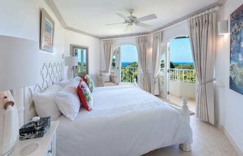 Prince of Coral Apartment in Saint James