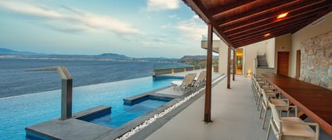 Tranquil Seas Condo in Crete