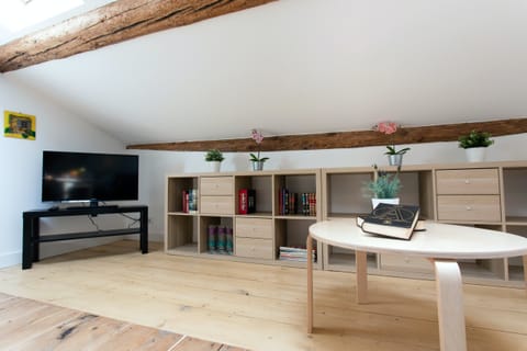 Sunlit Beams Apartment in Montpellier