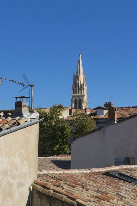 A Head Full of Dreams Apartment in Montpellier